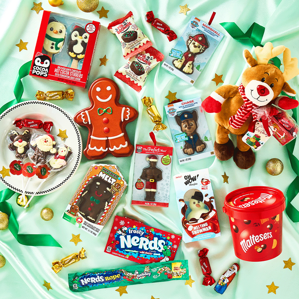 PLAZAの店内が一気にクリスマスムードに！ワクワクのホリデーアイテムが続々と勢ぞろい！第一弾は、クリスマスにぴったりのお菓子類が登場！