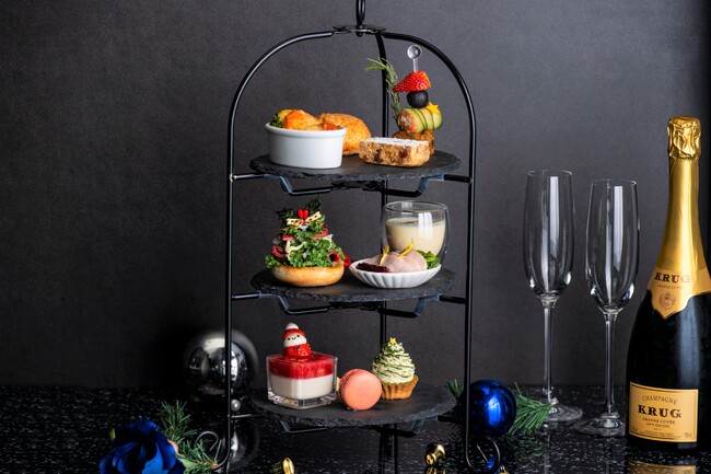 広がる景色とともに、笑みが溢れるティータイムをChristmas Afternoon tea“Joyeux noel！”を販売