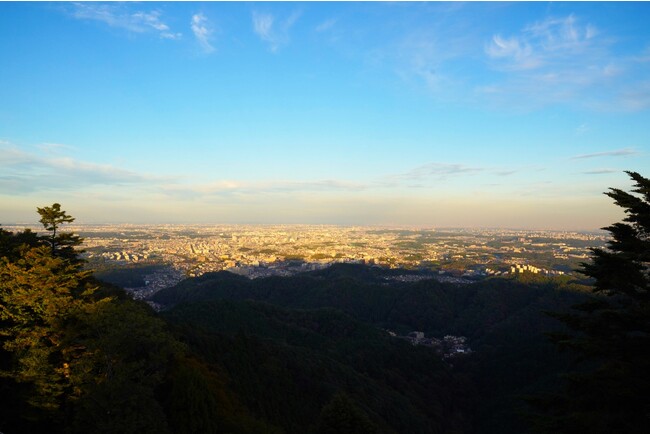 秋の高尾山で楽しむ絶景BBQ&ビヤガーデンがスタート