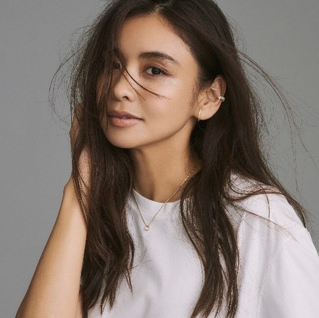 【セント レジス ホテル 大阪】ハウス・オブ・セレブレーション「パッキング・イン・スタイル」を開催、ゲストスピーカーにモデルの滝沢 眞規子氏が登場