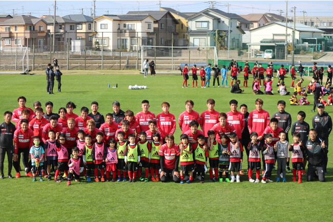 【プロサッカー選手と対戦！】第4回ツエーゲン金沢トップチーム・オールスターサッカー交流会開催