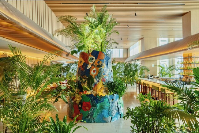 【東京エディション虎ノ門】現代美術作家の藤元明氏による「Babel of the Ocean #Nature takes in」を展示