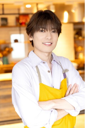 崎山つばさの“お料理男子”な一面が満載！「TVガイドStage Stars」で大人気の連載「つばさ食堂」まとめ本が発売決定!!