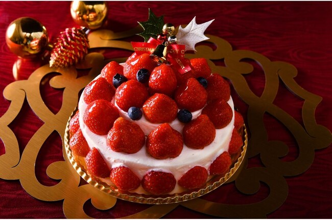 日本一！？たくさん”あまおう”を使用！なんと20個以上のあまおう苺を使った、贅沢なクリスマスケーキが今年も登場