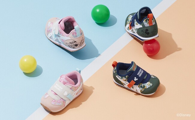 ミッキーと仲間たちをモチーフにした子ども靴を発売
