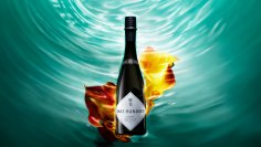 ブレンド比率は86:14。1/100単位で徹底検証したブレンド日本酒『響花』を11月8日からホリデーシーズンに期間限定で発売