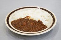 全国で唯一の飼育施設を持つ東京農業大学、学食で「エゾシカキーマカレー」を提供　～北の大地で害獣とされ駆除対象の「エゾシカ」、命を大切に活用することを肝に銘じて～