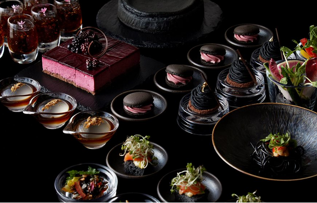 【JWマリオット・ホテル奈良】艶やかに光る黒のメニューで構成 アフタヌーンブッフェ「ブラック スイーツ パーティー」を提供