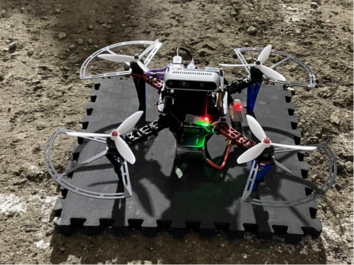 世界初、動的障害物を回避して自律飛行するドローンの実証実験に成功