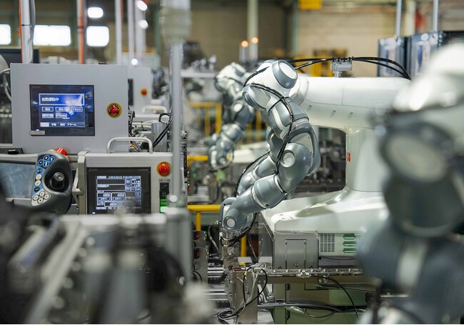 ABB YuMiロボットはアルミニウム製品サプライヤの労働力不足を打開します。
