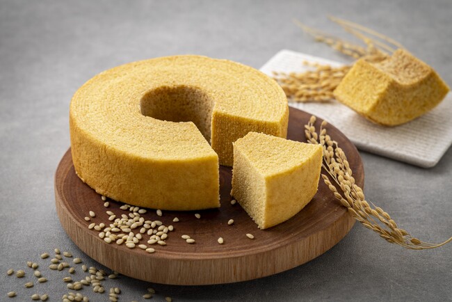 玄米粉を100％使用したグルテンフリーのバウムクーヘン