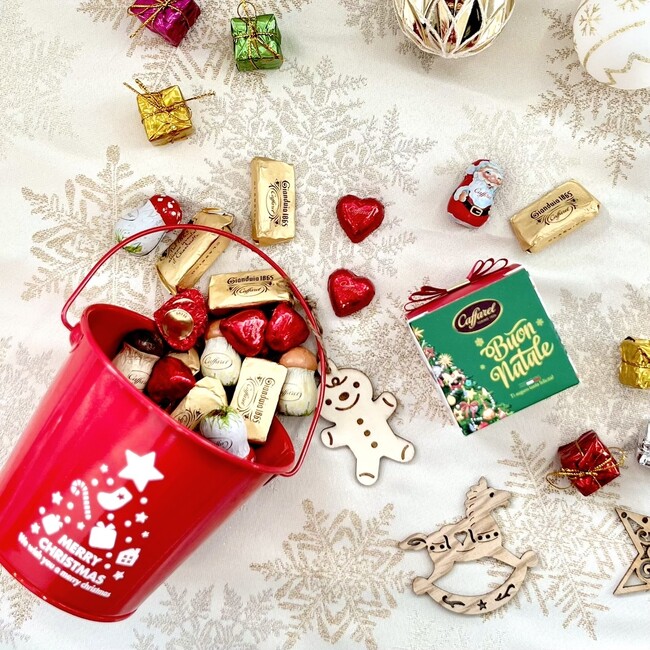 クリスマスパーティのお配りに！イタリアの老舗チョコレートブランド「カファレル」からお得なチョコレートセット「クリスマスバケット」が登場
