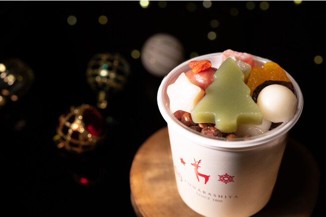 ケーキのようなあんみつ！？12月限定の「クリスマスあんみつ」で特別な時間をお過ごしください。