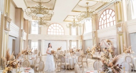 【首都圏最大級チャペル】南青山の結婚式場「カサ・デ・アンジェラ青山」がパーティー会場をリニューアル、煌めくシャンデリアや大階段など上質さと華やかさの融合を追求 【首都圏最大級チャペル】南青山の結婚式場「カサ・デ・アンジェラ青山」がパーティー会場をリニューアル、煌めくシャンデリアや大階段など上質さと華やかさの融合を追求