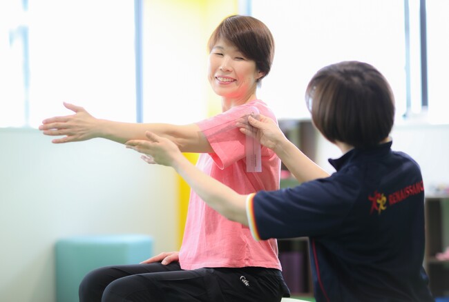 大阪国際がんセンター認定 がん専門運動指導士によるがん経験者専用の「がん運動支援プラン」をスポーツクラブで提供開始