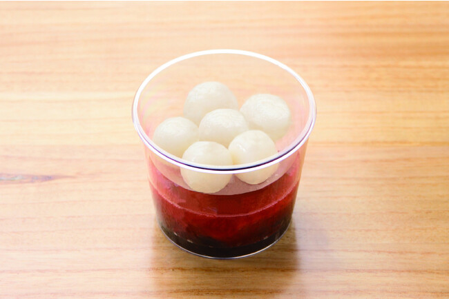 苺好き必見！果肉たっぷりの贅沢な「苺の白玉しるこ」を販売