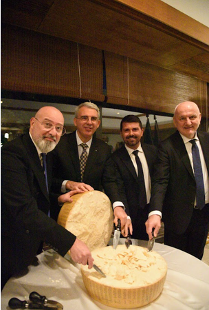 ステファノ・ボナッチーニ イタリア共和国エミリア・ロマーニャ州知事率いる　　　　　　　　　　エミリア・ロマーニャ州経済視察団来日。在日イタリア商工会議所へ表敬訪問