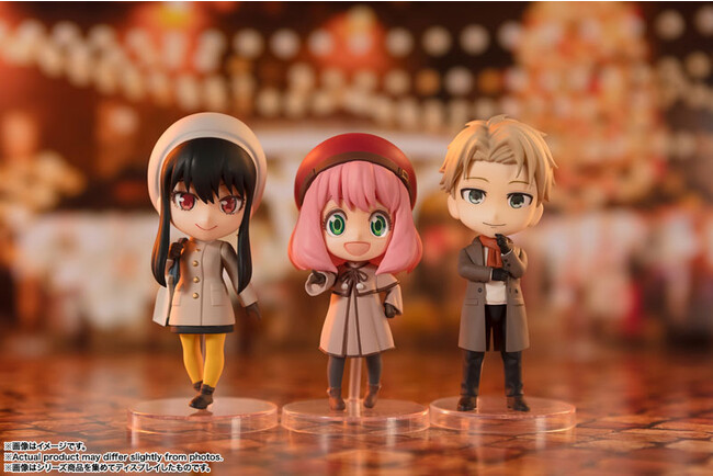 『SPY×FAMILY』より、劇場版衣装の「アーニャ」「ロイド」「ヨル」がフィギュアになって登場。キャラクターの魅力を、手のひらサイズのデフォルメにぎゅっと凝縮。