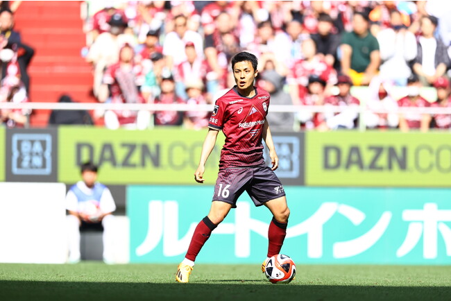 齊藤未月選手の応援企画「未月とトモニ！」による寄付のお知らせ。日本でサッカーをしたくても諦めている子どもたちの支援活動に活用します。