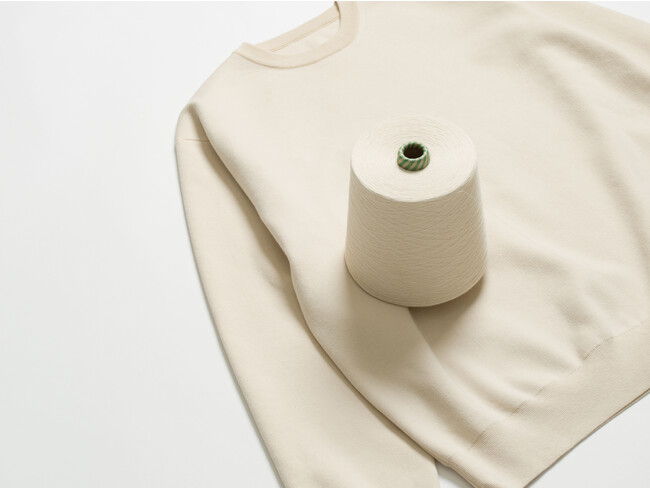 豊島が展開する「TRUECOTTON」とSpiberの次世代繊維「Brewed Protein(TM)繊維」を素材に使用したニットウェア８型がロンハーマンより2023年12月1日(金)に発売