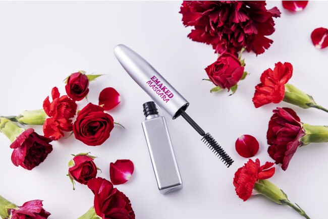 シリーズ累計出荷本数700万本を突破したまつ毛美容液EMAKEDから初のマスカラ誕生　“マスカラなのに美容液成分を配合した美容液INマスカラ”　新製品「エマーキットマスカラ」