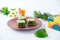 日本でも珍しい生チョコ専門店からクリスマスにもまだ間に合う！最高級抹茶の生チョコサンドクッキー缶を新発売！