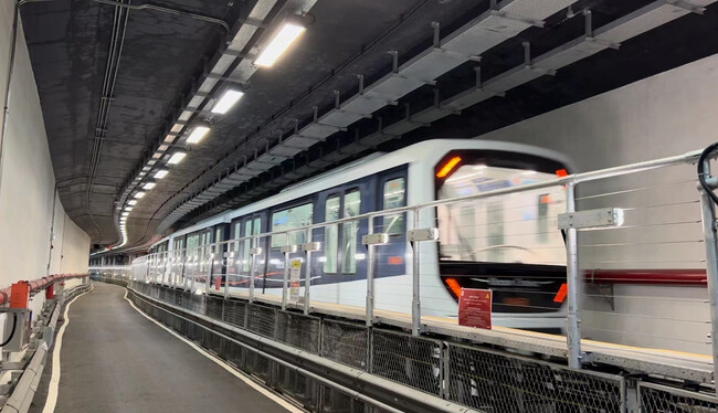 マカオLRT Barra延伸線が本日から営業運転を開始　当社は、駅舎の建設、土木工事を除くAGTシステム一式と、橋梁内部設備の改良工事を担当