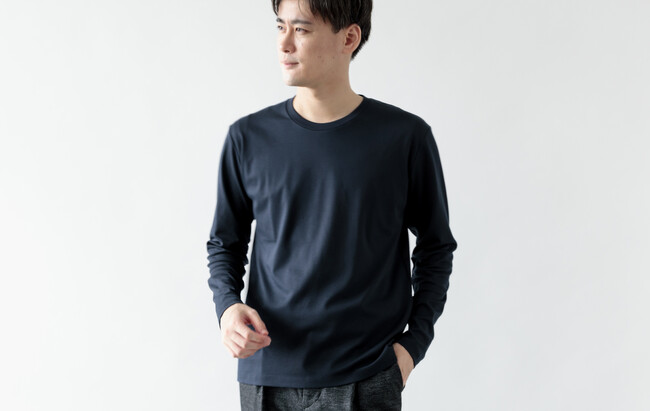 【新商品】採取量は0.1％未満！超希少コットン「スビンプラチナム」採用の“マイクロ微起毛”カットソーが新登場