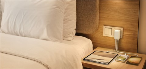 【Belkin】120gでタイプCデバイス３台同時急速充電！自動電力分配やPD3.1&PPS規格も対応 「Belkin 67W 3ポートUSB-C充電器」12月11日発売開始