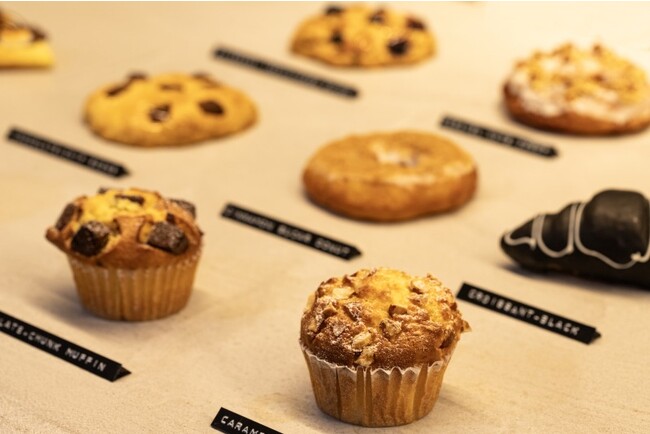 新しい才能をエンカレッジする カフェギャラリー「The Unknown Cafe Gallery Harajuku」にかわいいフォトジェニックなカラフル新メニューが登場！！