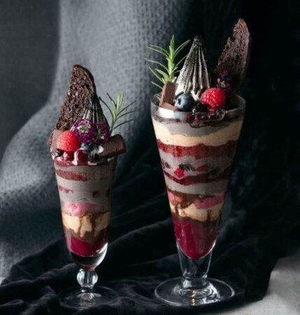 【ニッコースタイル名古屋】甘さ控えめ魅惑のオトナパフェ『チョコレートパフェ』～オトナブラック～を2024年1月6日より提供