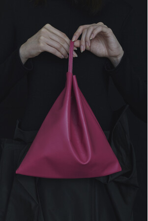 discord Yohji Yamamoto、GINZA SIX店限定の「Tetra」に新色が登場