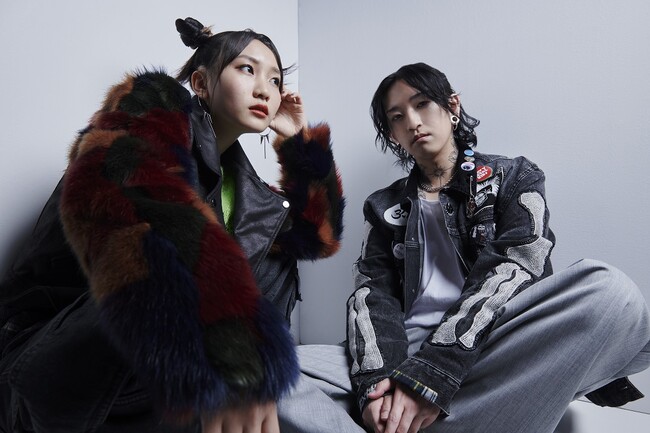 YOASOBI「アドベンチャー」原作小説のアフターストーリーが公開！さらに、本日よる6時３０分から生放送TBS系『ＣＤＴＶライブ！ライブ！クリスマスＳP』 にて、スペシャルな場所からTV初披露！