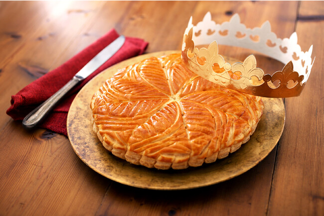 フランス・ブルターニュで愛された 3 代続く味と技。 ル ビアンにて、新年を祝うフランスの伝統菓子「ガレット・デ・ロワ」を販売いたします。