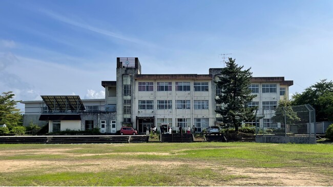 富山県立山町の廃校を利活用、親子で学べる体験宿泊型の小学校が2024年春に開校します