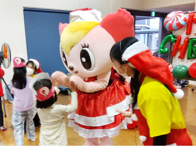 モーリーファンタジーのララちゃんが27カ所の児童福祉施設等を訪問「ララちゃんのハートフル・ツアー」2023実施