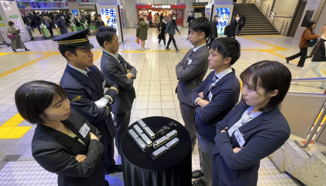 ライバル企業が互いの会社に潜入し、褒めまくる！MC石井亮次の禁断のバラエティー「同業者ほめ愛カンパニー　悔しいけど、御社スゴくないですか？」12月29日（金）午後１時45分放送