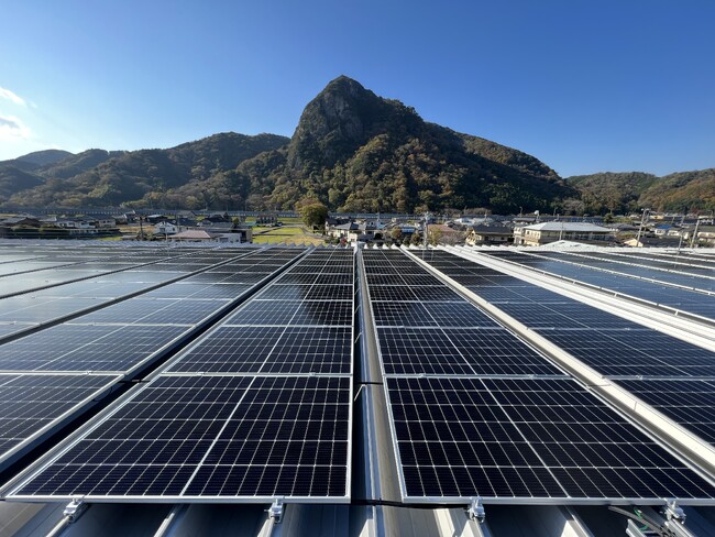 TOSEI 静岡事業所、太陽光発電を用いて業務用洗濯機器・真空包装機器の生産を開始!