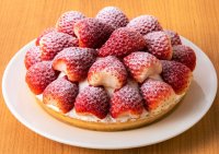 年間1万個売れるいちごタルトを購入して被災地を支援しよう！タルト・プリン購入につき150円を寄付する“食べる支援プロジェクト”開始！