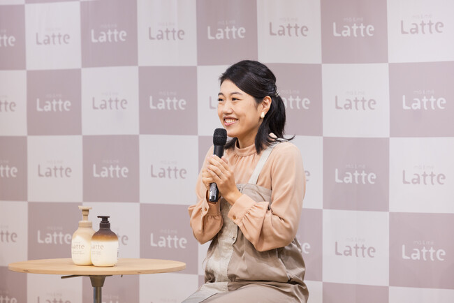 「マー&ミー ラッテ」新商品発表会&体験会横澤夏子さんによるお風呂×子育てトークセッションを実施