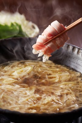 葱たっぷり！包み沖縄豚しゃぶ