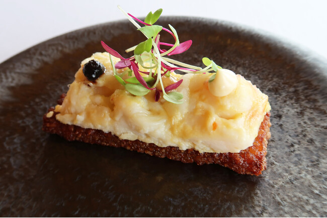 【志摩地中海村】“世界一の美食の街” サン・セバスティアンの１つ星レストランが監修する新バスク料理「Rias by Kokotxa」リニューアル5周年記念特別ランチコースが期間限定で登場！