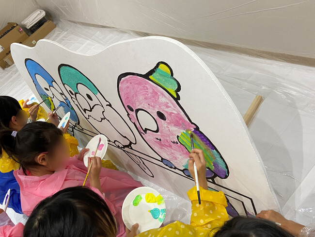 【名古屋造形大学】「子ども名画展」にて学生がワークショップを行いました