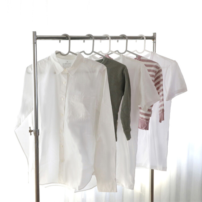 【新商品】お洗濯干しも収納も1本でOK！薄さにこだわったシンプルなスリムハンガー