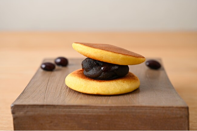 【にほんばしえいたろう】美味どらに新商品が登場!黒豆とコーヒーを合わせた期間限定どら焼き