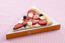 「いちごのスイーツピザ」 セット1,060円、単品500円 (ピッツェリア「ピザ ラ ロハ」) 「いちごのスイーツピザ」 セット1,060円、単品500円 (ピッツェリア「ピザ ラ ロハ」)