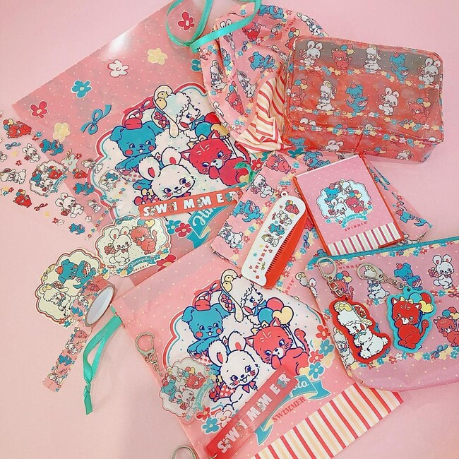 全国の100円ショップのSeria（セリア）にて人気ブランド「SWIMMER」（スイマー）新作商品全13アイテムを発売開始！