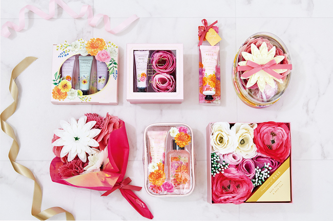 花々が咲き香る華やかなギフトセットが新発売!