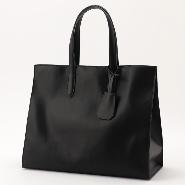 廃棄されるレザーを集めて再加工した「RECYCLED LEATHER トート」が新登場!