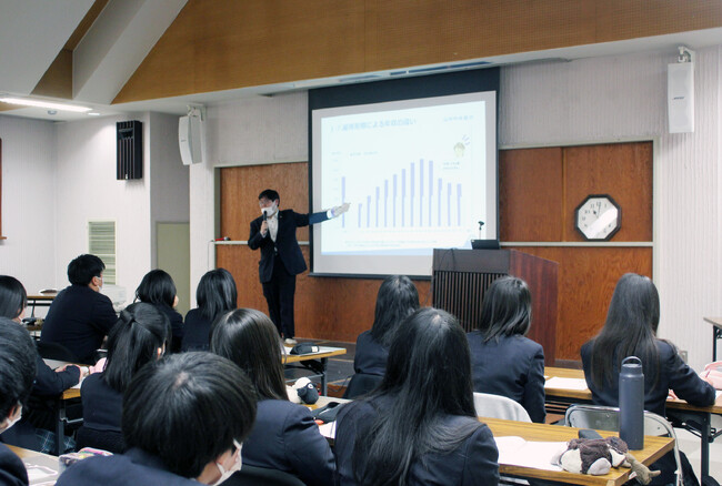 山梨県立農林高等学校においてマネースクール「社会を生き抜くための第一歩」を実施しました